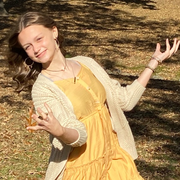 ⭐️⭐️Welcome to My Closet! ⭐️⭐️ - Picture 7 of 12